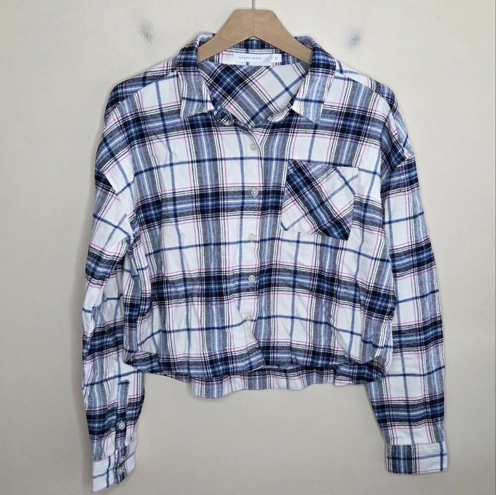 NWT Altar'd State Blue Pink Ivory Plaid Cropped Flannel Shirt Jacket Size Small